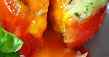 Eh Cocotte, qu’est ce qu’on peut faire avec un Oeuf et une Tomate?