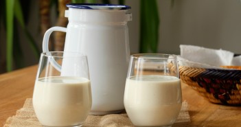 Jus d’avocat au lait et à l’eau de fleur d’oranger