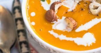 Velouté de butternut aux noisettes