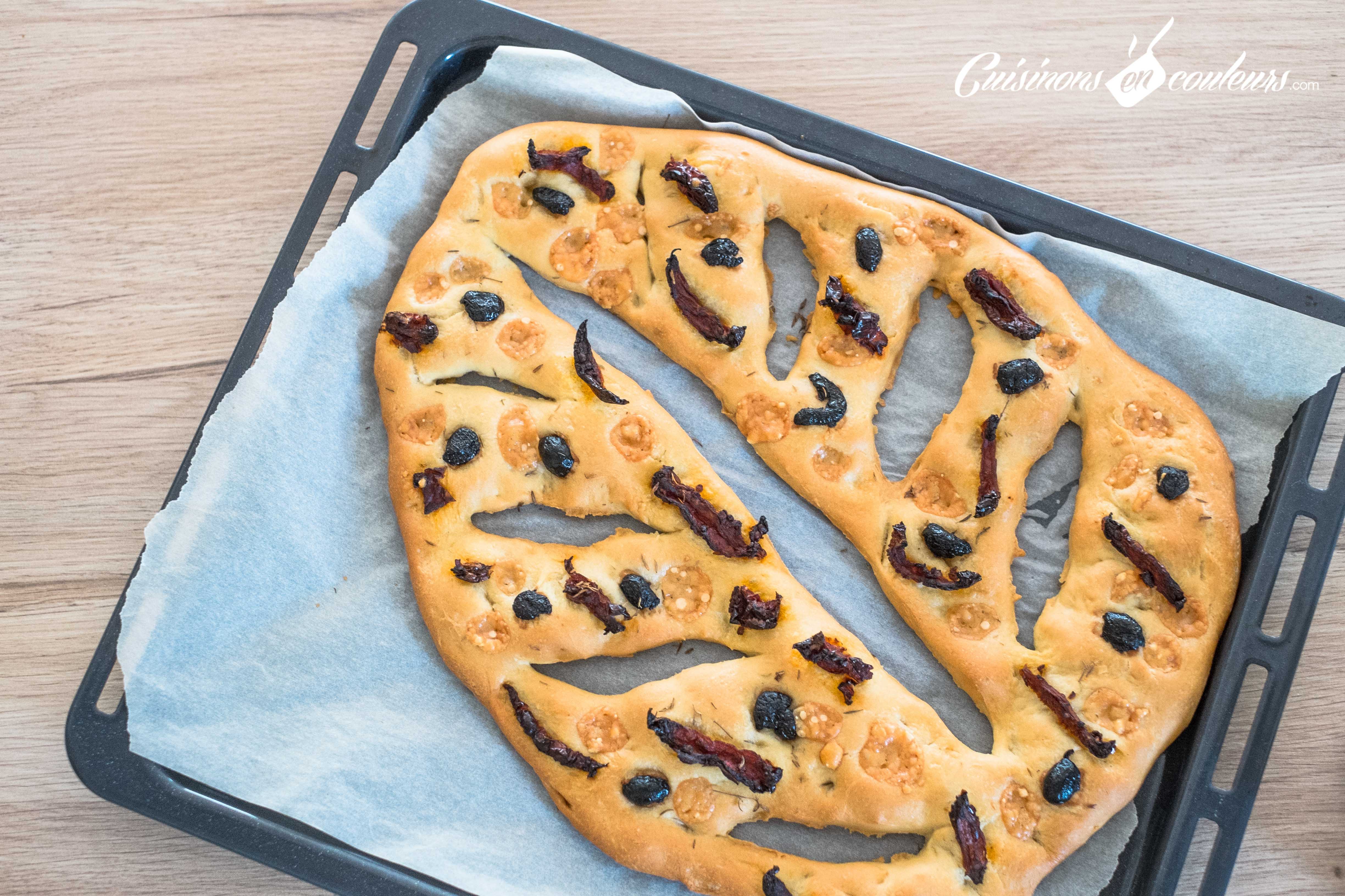Fougasse aux olives et au thym Cuisinons En Couleurs