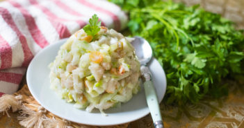Salade de fenouil à la poire et aux raisins secs