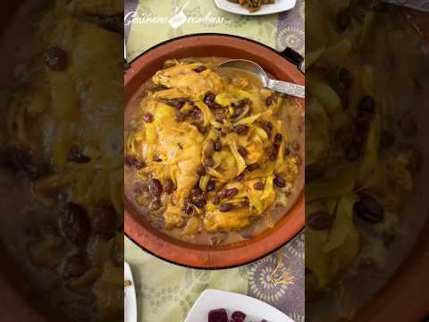 Tajine de poulet aux oignons et aux raisins secs