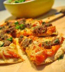 Pizza minute sur du Pain Libanais