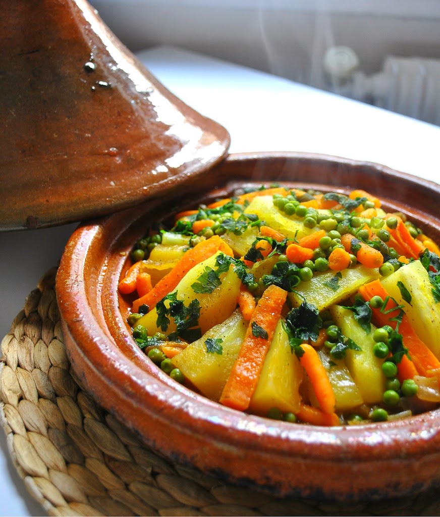 Tajine de carottes, petits pois et pommes de terre - Cuisinons En