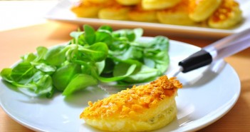 Feuilletés croustillants aux deux fromages