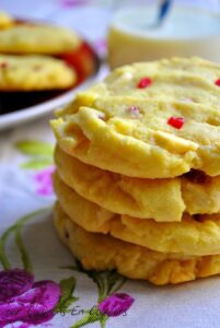 Cookies aux éclats de framboises et chocolat blanc (Recette de Laura Todd)
