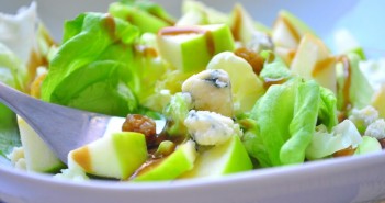 roquefort-salade-351x185 - Cuisinons En Couleurs