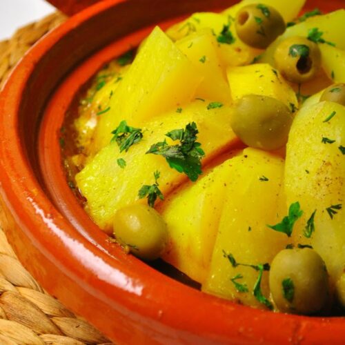 Tajine de veau aux pommes de terre et aux olives vertes