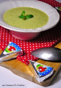 soupe-courgettes-vachequirit-208x300 - Velouté de courgettes à la menthe et à la vache qui rit