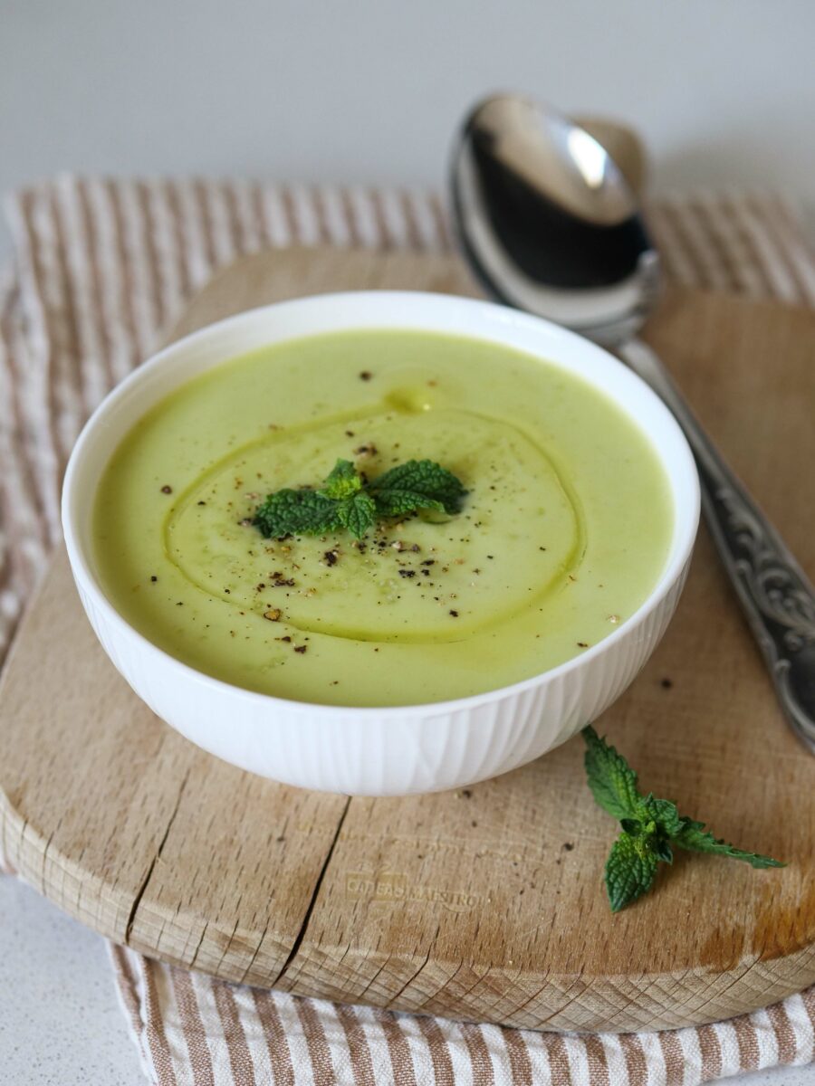 velouté de courgettes à la menthe