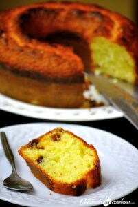 Gâteau au yaourt très simple à faire à quatre mains