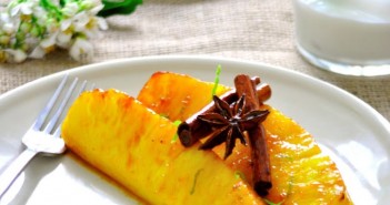 ananas-aux-epices-351x185 - Cuisinons En Couleurs