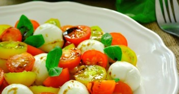 tomate-mozza-351x185 - Cuisinons En Couleurs