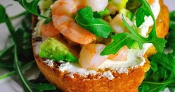 tartine-crevettes-avocat-351x185 - Cuisinons En Couleurs