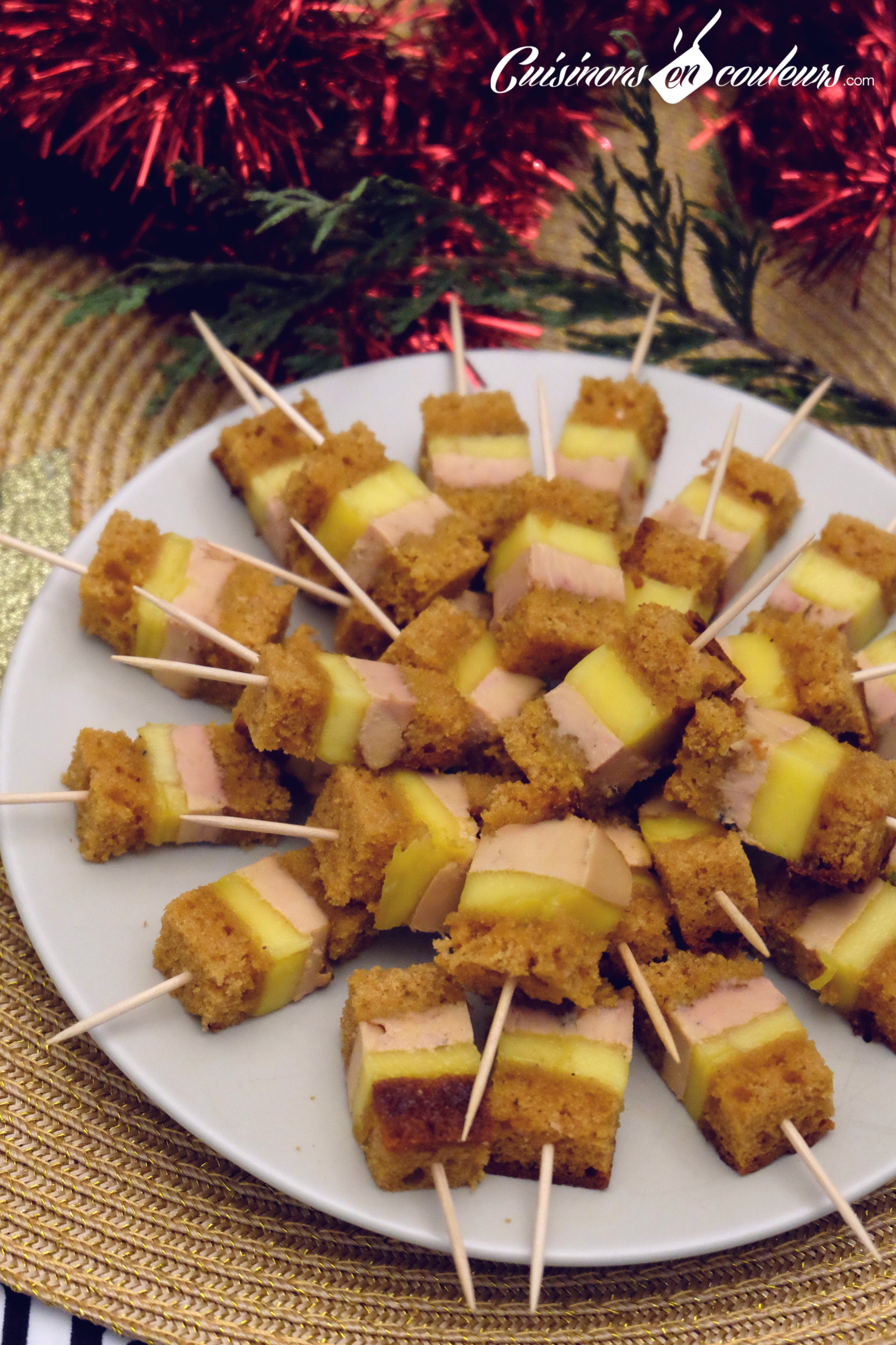 Brochettes de Foie Gras au pain d'épices et à la mangue