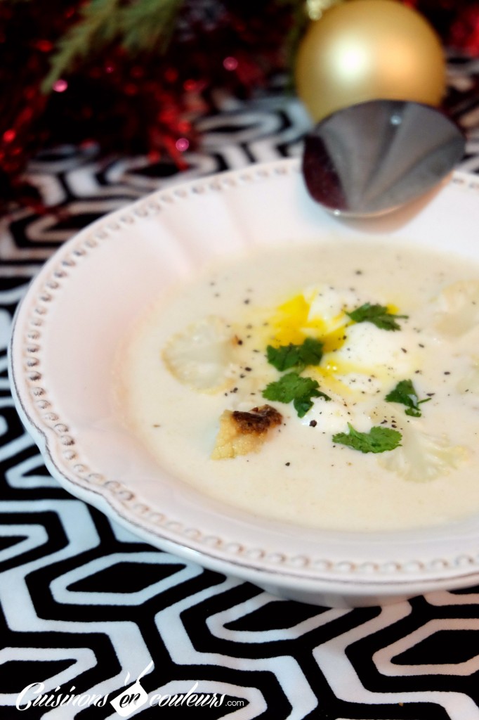 Oeuf mollet sur son nid croustillant, crème de chou-fleur de