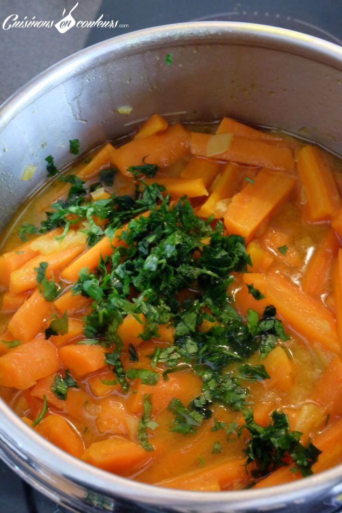 carottes-tajine-marocain-682x1024 - Tajine de poulet aux carottes et citron confit : Version express