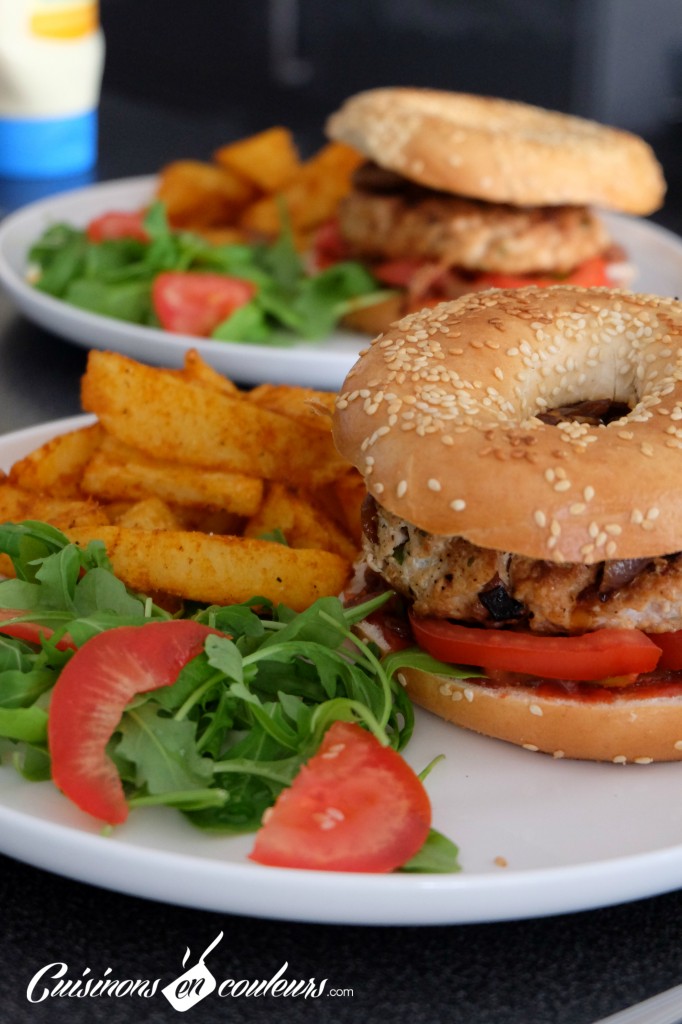 Burger-%C3%A0-la-viande-hach%C3%A9e-de-dinde-fait-maison-682x1024 - Burger à la viande hachée de dinde maison et potatoes 