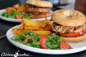 Burger à la viande hachée de dinde maison et potatoes