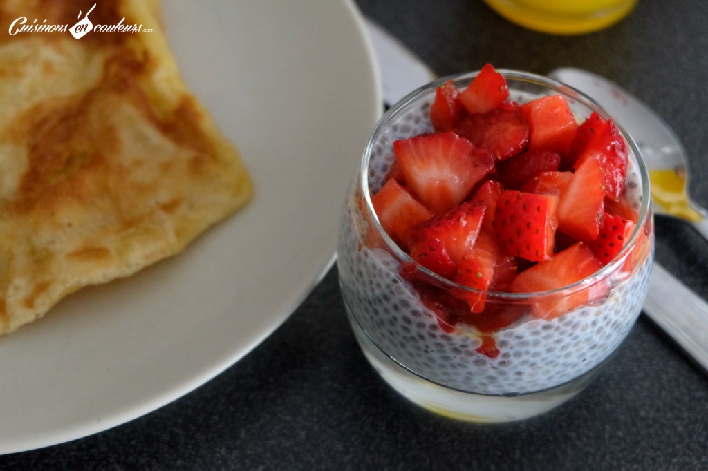 Graines de Chia aux fraises pour le petit dej