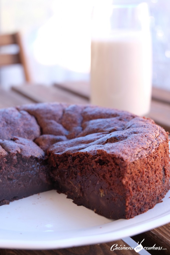 gateau-choco-sans-beurre-682x1024 - Gâteau au chocolat à tomber sans beurre et sans sucre !