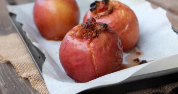 Pommes-au-four-aux-fruits-secs-351x185 - Cuisinons En Couleurs
