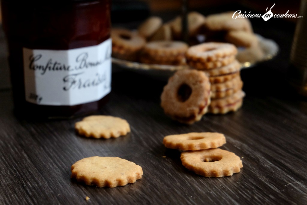 sable%CC%81s-bredele-1024x682 - Sablés à la confiture de fraises