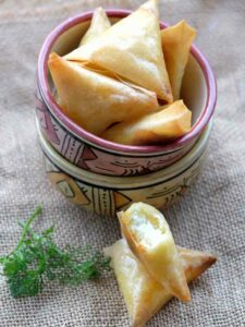 Briouates au fromage Kiri et à l’ail