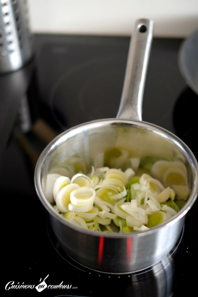 Fondue-de-poireaux-682x1024 - Tartines aux poireaux et au fromage de chèvre