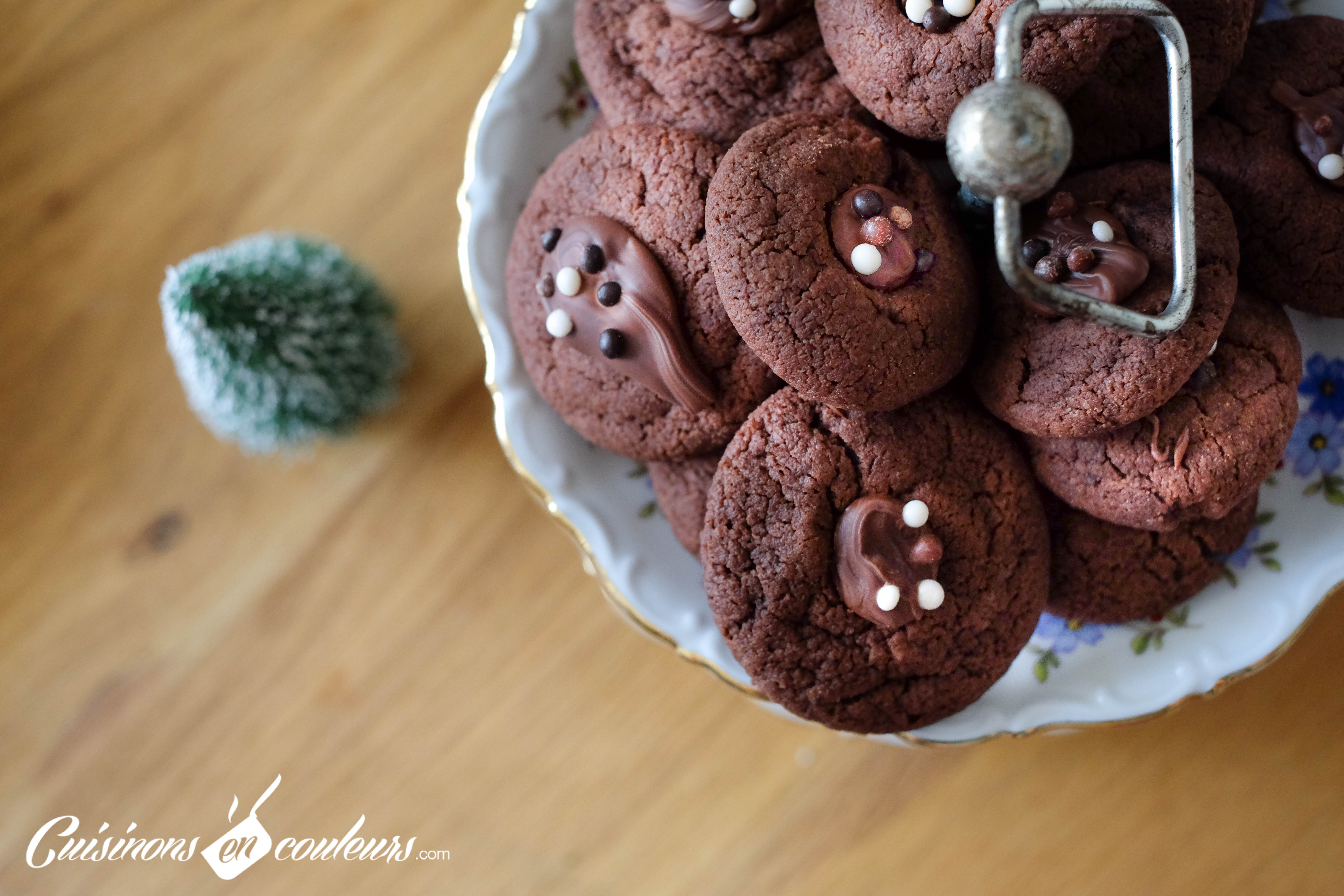 Biscuits de Noël au chocolat facile : découvrez les recettes de