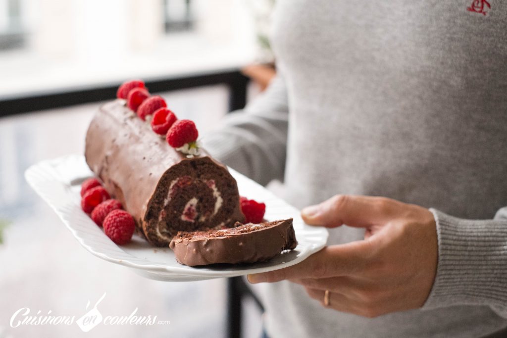 buche-au-chocolat-8-1024x683 - Bûche au chocolat et aux framboises