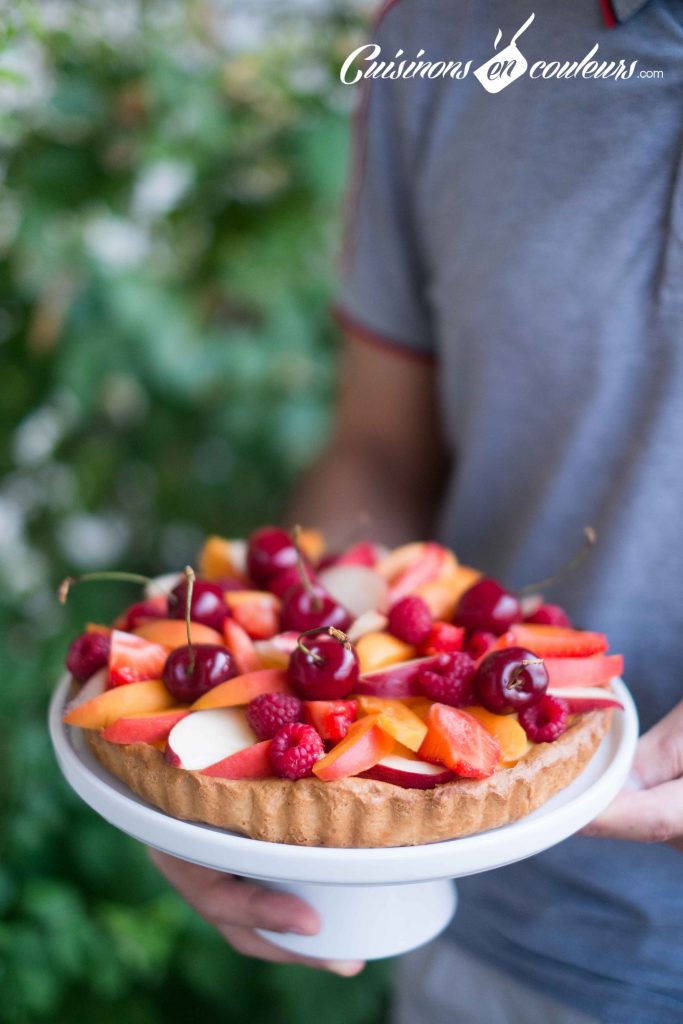 Tarte-aux-fruits-frais-2-683x1024 - Tarte aux fruits et à la crème pâtissière à la vanille