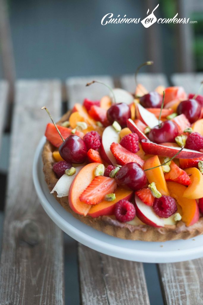 Tarte-aux-fruits-frais-6-683x1024 - Tarte aux fruits et à la crème pâtissière à la vanille