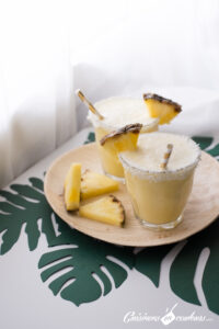 Piña colada smoothie