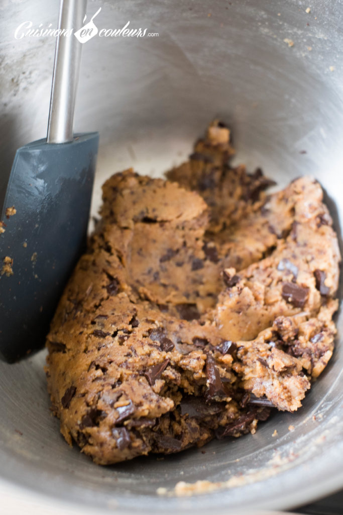 Cookies-11-683x1024 - Cookies fondants au chocolat et Tahiné