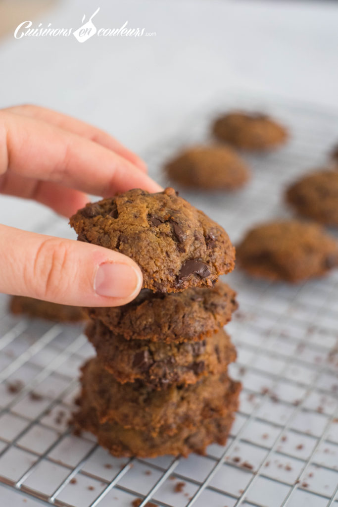 Cookies-7-683x1024 - Cookies fondants au chocolat et Tahiné