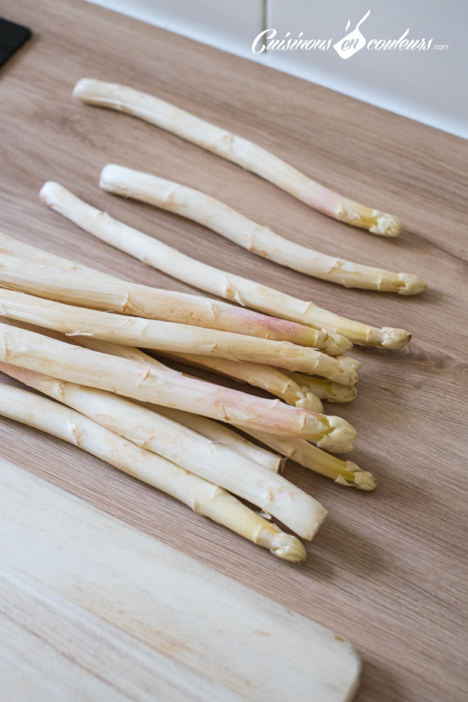 Asperges-vinaigrette-683x1024 - Asperges blanches, vinaigrette et pistaches