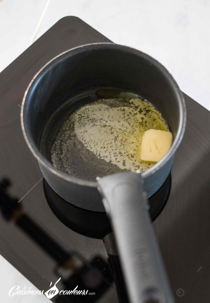 Ingrédients :20 g de beurre1 cs de farine35cl de lait1/2 cc de noix de muscade râpé1 cc…
