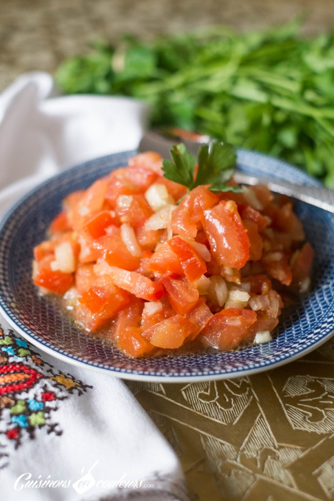 salade-marocaine-2-683x1024 - Salade marocaine aux tomates et oignon