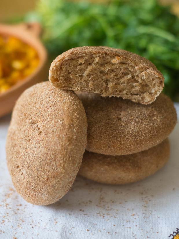 Khobz dar, pain maison au son de blé