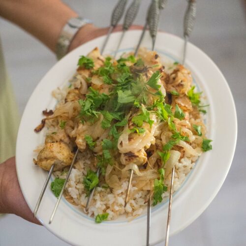 Brochettes de poulet au yaourt et aux épices