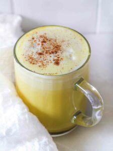 Golden Latte, une boisson saine et bénéfique