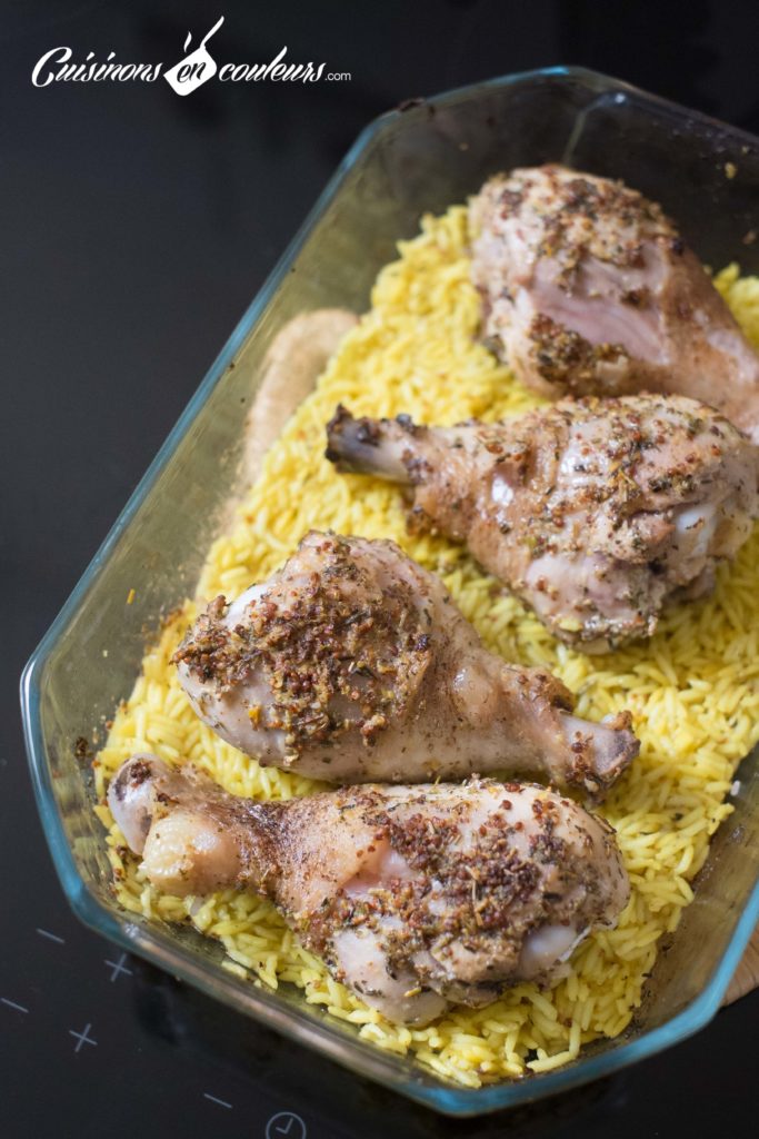 Poulet-et-riz-6-683x1024 - Pilons de poulet aux herbes de Provence et riz au curcuma