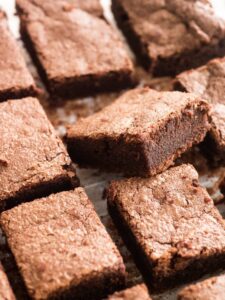 Gâteau fondant au chocolat (recette facile & inratable)
