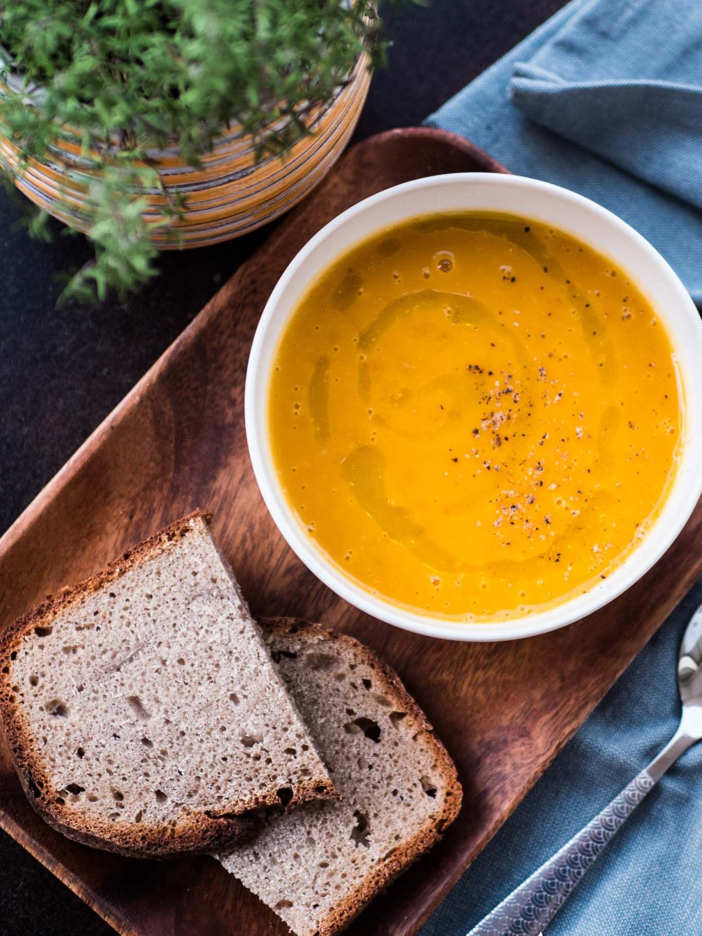 Velouté de butternut aux châtaignes