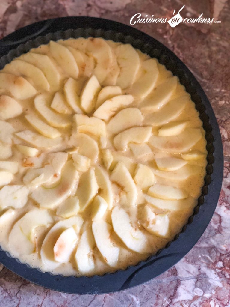 gateau-aux-pommes-7-768x1024 - Gâteau aux pommes TRÈS FACILE