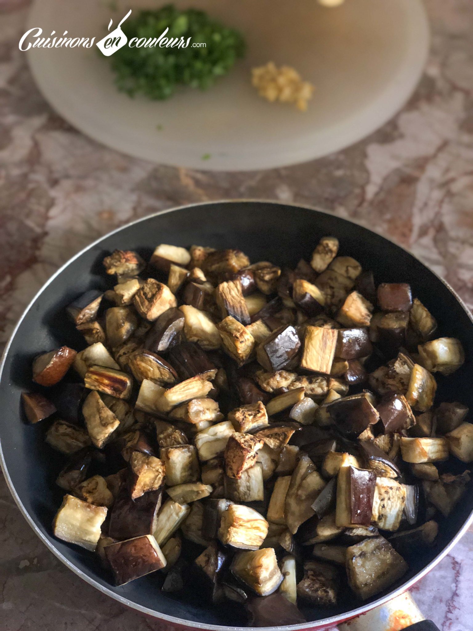 Tajine de boeuf aux aubergines Cuisinons En Couleurs