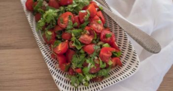 Salade-de-tomates-7-351x185 - Cuisinons En Couleurs