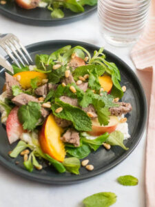Salade d’agneau aux nectarines