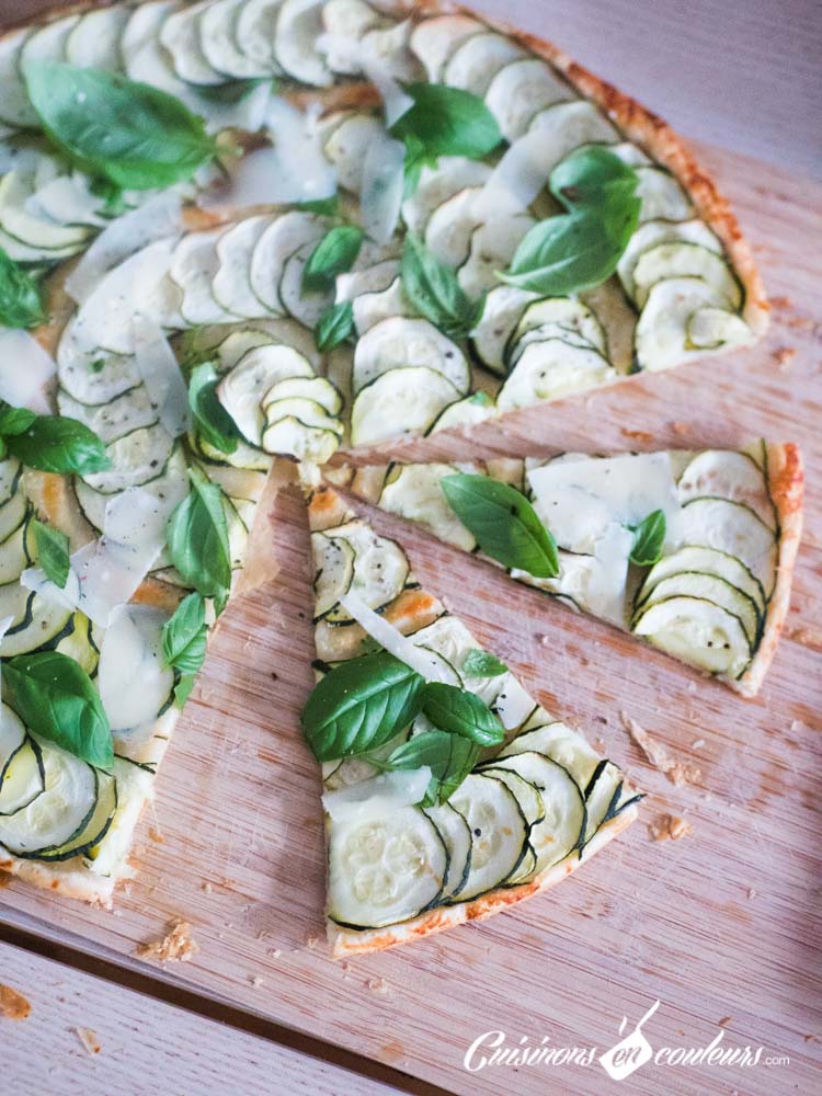 Tarte-fine-de-courgette-au-basilic-2 - 15 recettes avec des courgettes